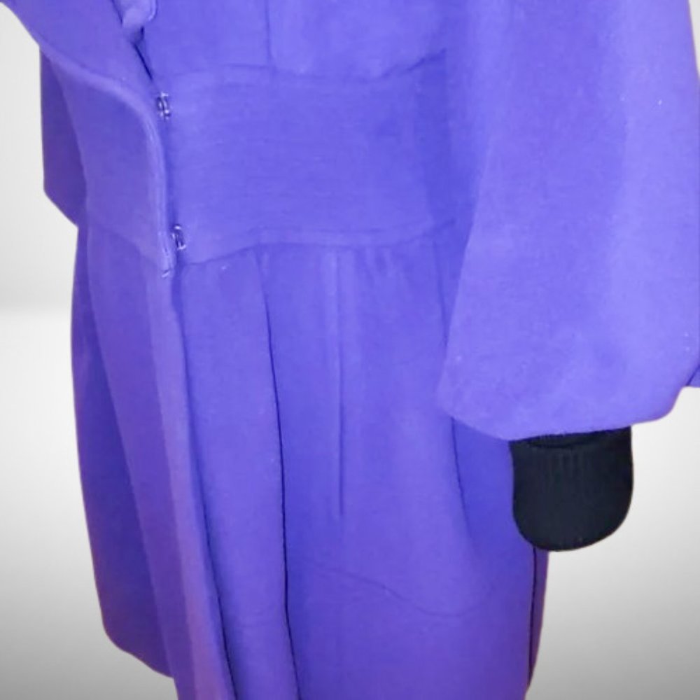 Christian Lacroix Stunning Luxurious Wool & Cashmere Coat. - Picture 5 of 8